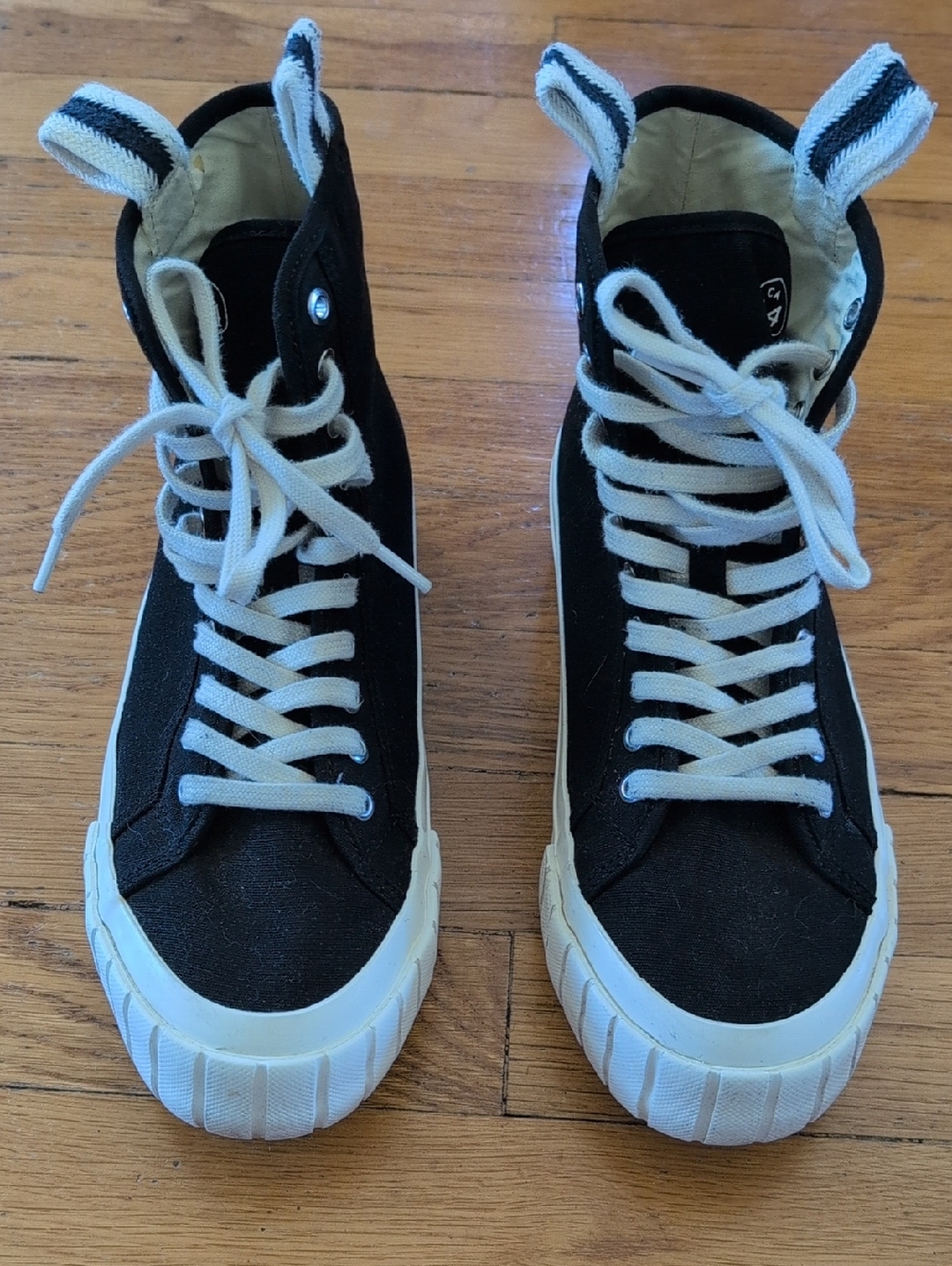 Seavees La Brea Lug Black High-Top Canvas Sneakers Size 7.5